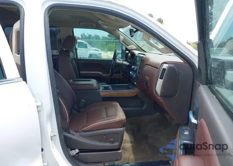 2018 Chevrolet Silverado 2500Hd High Country z USA, uszkodzony, nr VIN 1GC1KXEY6JF199771